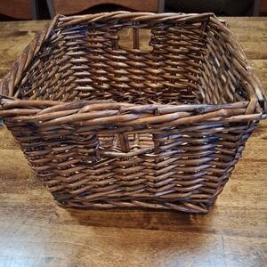 Rustic Brown Square Wicker Basket 9x9